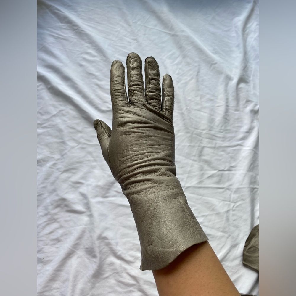 Vintage Buttery Soft Grey Leather Gloves